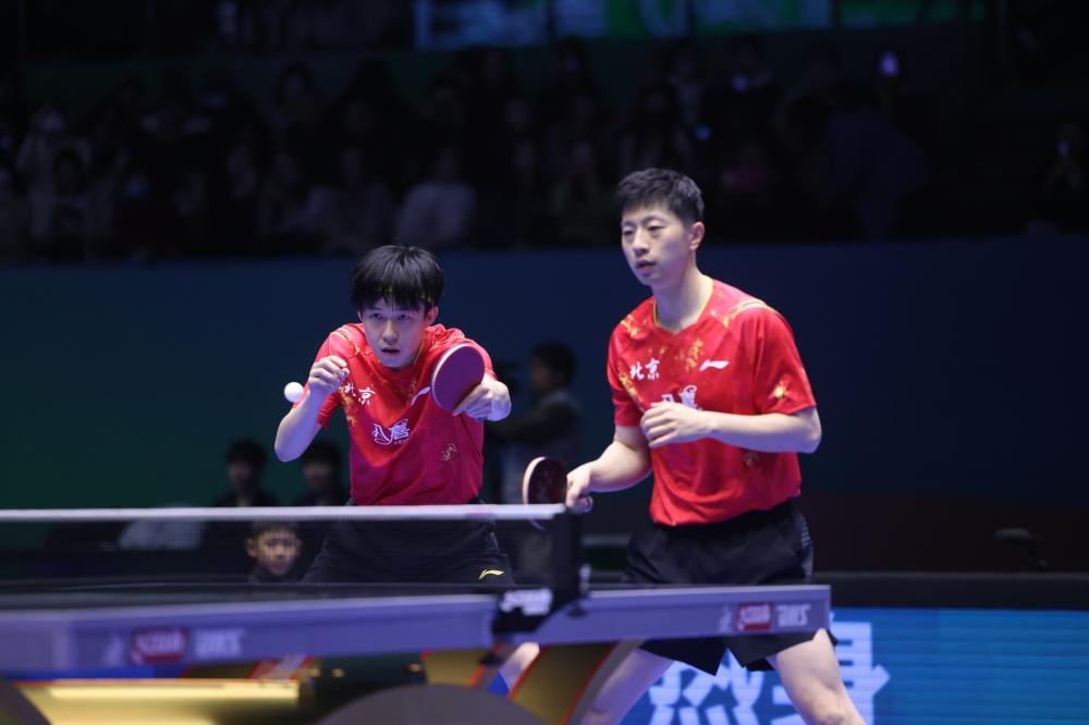一场5-1狂胜！梅西创造个人新纪录，率领迈阿密国际斩获东部冠军